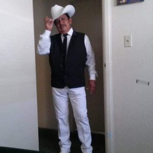 Meet your Posher, Raul